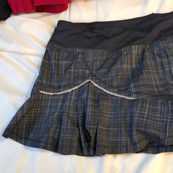 Lululemon Run: Full Tilt Skirt - Picture 2 of 11